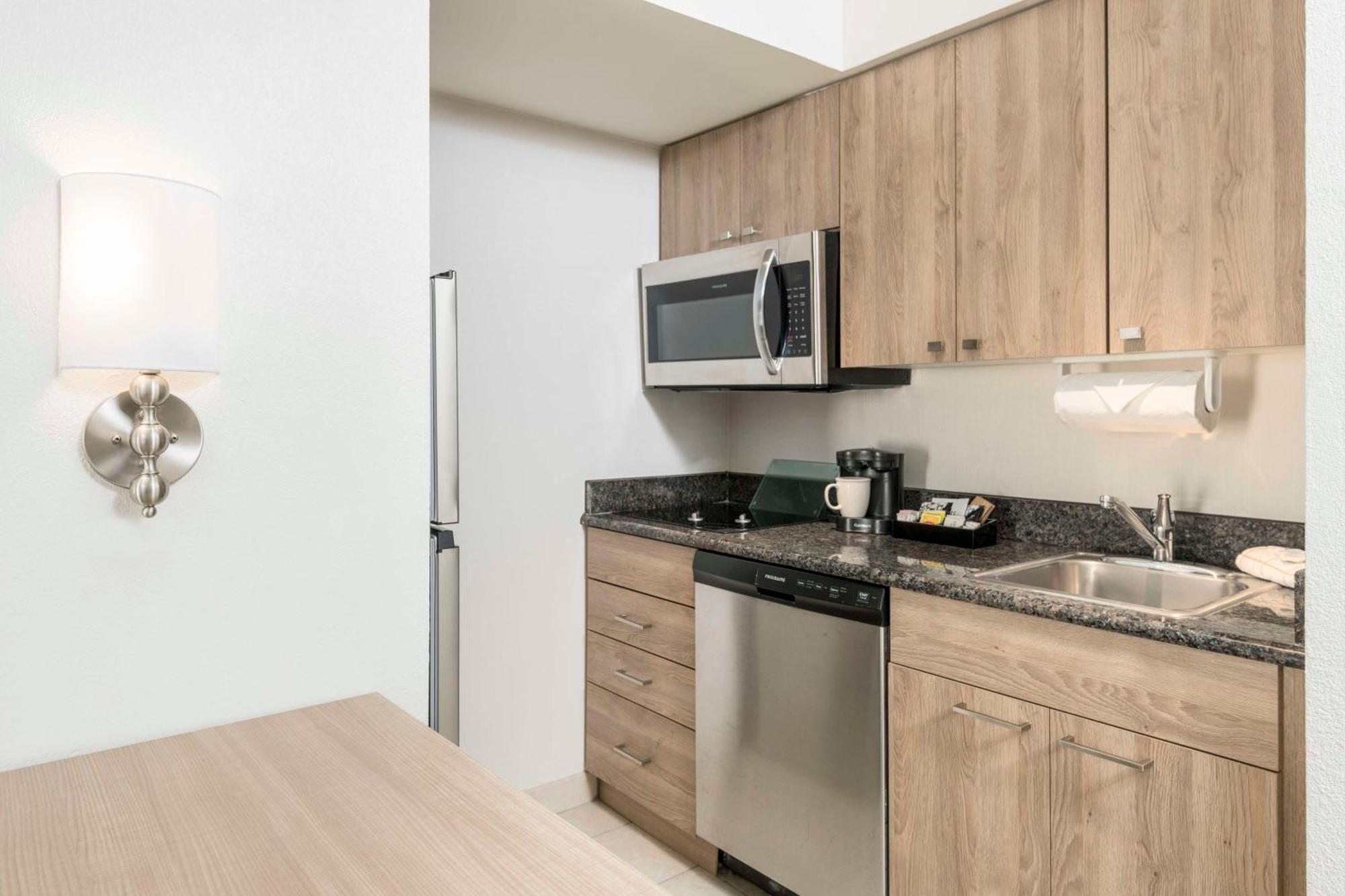Homewood Suites Miami Airport/Blue Lagoon Miami Springs Eksteriør bilde