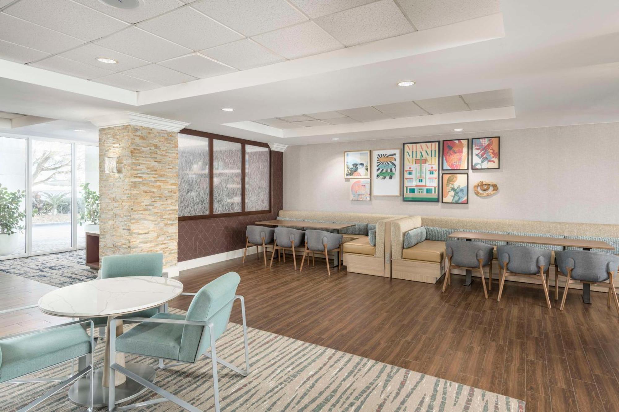 Homewood Suites Miami Airport/Blue Lagoon Miami Springs Eksteriør bilde